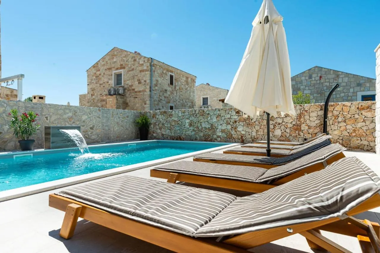 Luxury Villa With Pool,Jacuzzi And Sauna03 - By Ta Leut Agency Privlaka