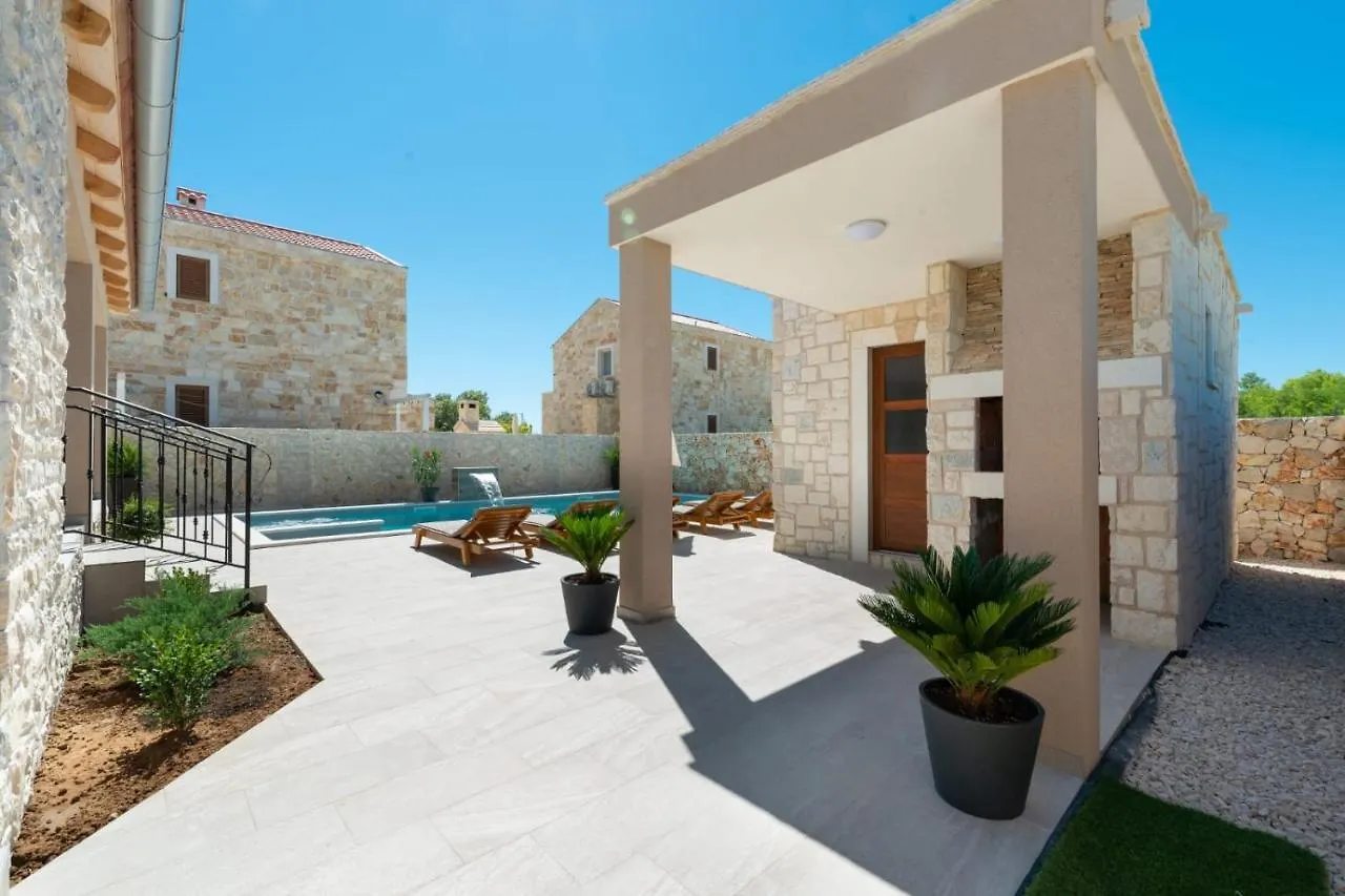 Luxury Villa With Pool,Jacuzzi And Sauna03 - By Ta Leut Agency Privlaka   Privlaka (Zadar)
