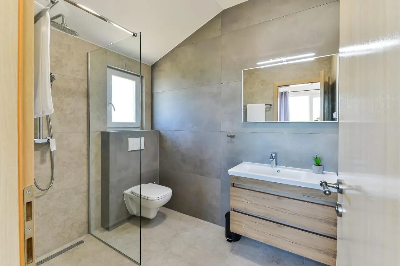Luxury Villa With Pool,Jacuzzi And Sauna03 - By Ta Leut Agency Privlaka  Privlaka (Zadar)